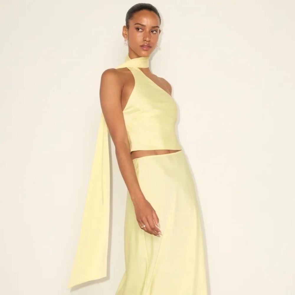 Lulus Marabella Light Yellow Satin One-Shoulder Sash Top Small NWT